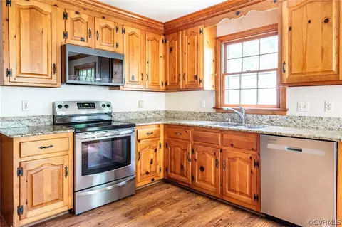 13531 Queensgate Rd, Midlothian, VA 23114 photo 18