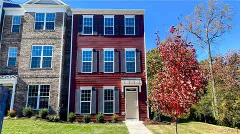 13748 Village View Dr, Midlothian, VA 23114