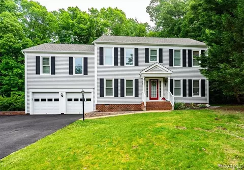5903 Eastbluff Ct, Midlothian, VA 23112