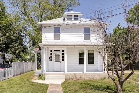 108 Lee Ave, Colonial Heights, VA 23834