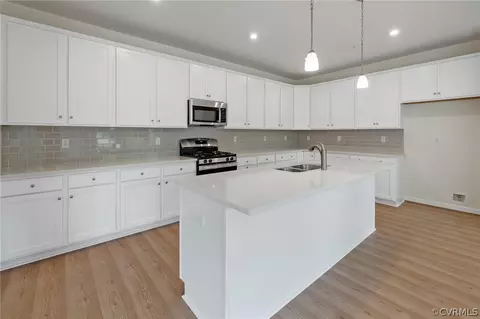 3901 Maze Runner Dr, Midlothian, VA 23112