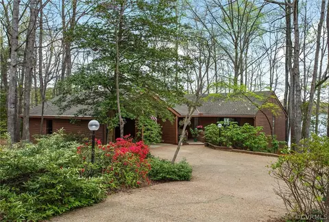 Exterior - 2149 Oakengate Ln, Midlothian, VA 23113 photo 1 of 12