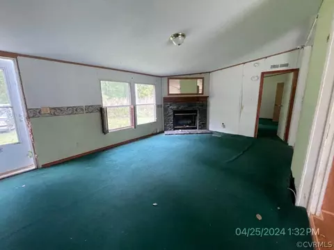 Living - 10101 Scotts Rd, Dewitt, VA 23840 photo 1 of 3