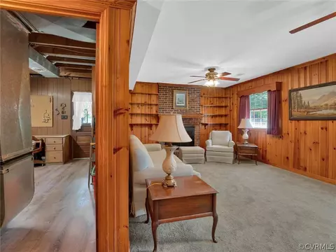 Living - 10300 Maplested Ln, Richmond, VA 23235 photo 2 of 4