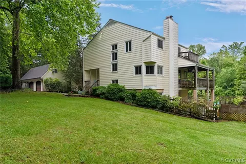 1879 Spruce Ln, Maidens, VA 23102