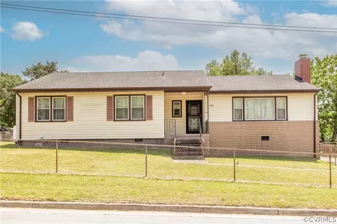 3210 Elmwood Ave, Hopewell, VA 23860