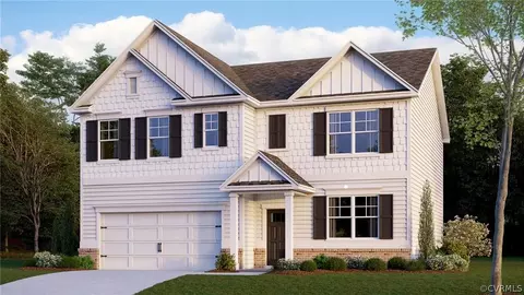 9918 Peacefield Ln, Petersburg, VA 23803