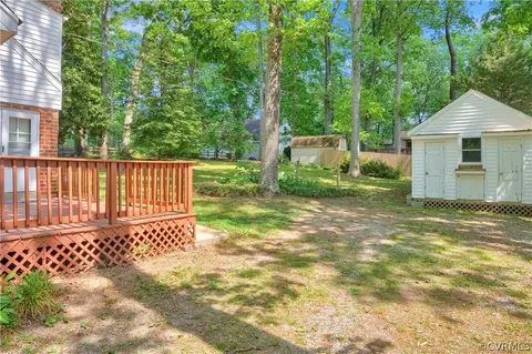 Exterior - 11813 Heathmere Cres, Midlothian, VA 23113 photo 6 of 9