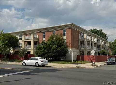 2100 Grove Ave #U19, Richmond, VA 23220