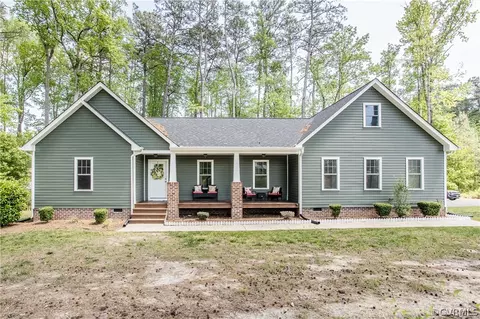 27050 Britt Ln, North Dinwiddie, VA 23805