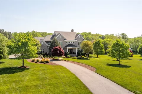 658 Meadow Ridge Ln, Manakin Sabot, VA 23103
