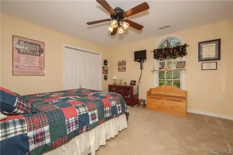 Bedroom - 3319 Diggstown Rd, Bumpass, VA 23024 photo 5 of 6