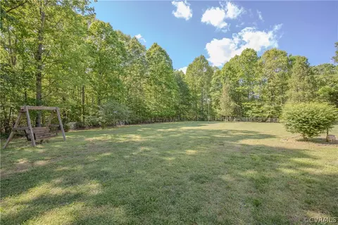 Exterior - 3319 Diggstown Rd, Bumpass, VA 23024 photo 8 of 10