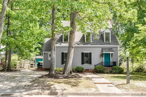 1817 Early Settlers Rd, North Chesterfield, VA 23235