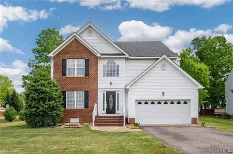 5901 Ironhorse Rd, North Chesterfield, VA 23234