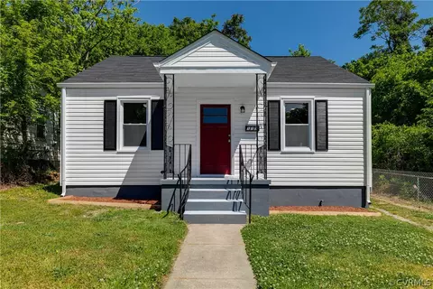 115 St Matthew St, Petersburg, VA 23803