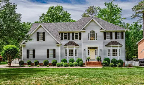 4137 Waterswatch Dr, Midlothian, VA 23113