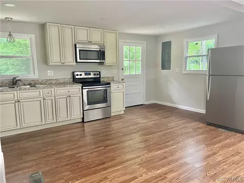 Kitchen - 3440 The Loop Rd, Richmond, VA 23231 photo 1 of 7