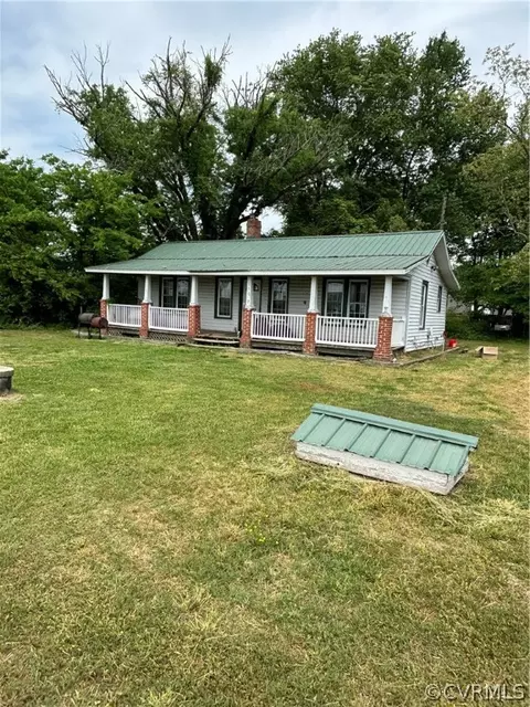 2904 Manfield Rd, Aylett, VA 23009