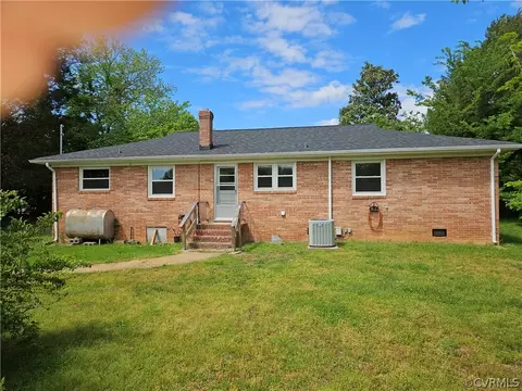 1123 Salisbury Dr, Midlothian, VA 23113 photo 4