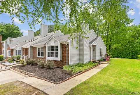 4 Mesquite Pl, Hampton, VA 23666