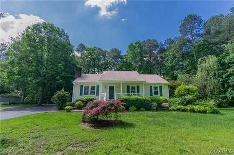 8384 Lincoln Rd, Mechanicsville, VA 23116