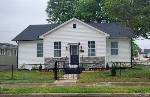 110 N 4th Ave, Hopewell, VA 23860