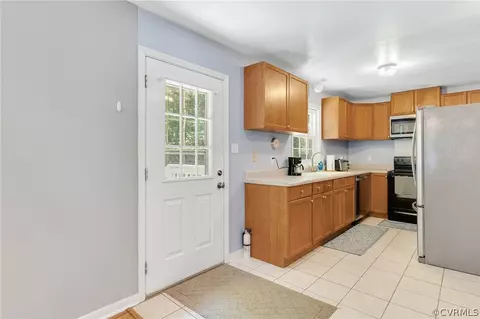 Entry Way - 6533 Ware Rd, Quinton, VA 23141 photo 1 of 1
