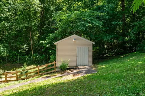 Exterior - 6533 Ware Rd, Quinton, VA 23141 photo 4 of 6