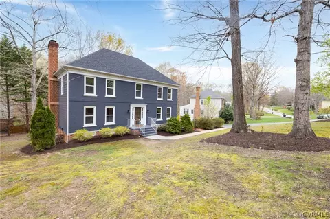2100 Normandstone Dr, Midlothian, VA 23113