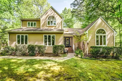 6510 Masada Dr, Chesterfield, VA 23838
