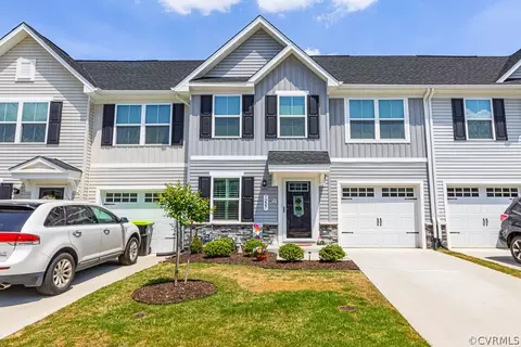7227 Peyton Randolph Ln, New Kent, VA 23124