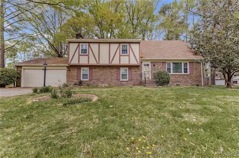 4724 Ridgecrest Ln, Colonial Heights, VA 23834