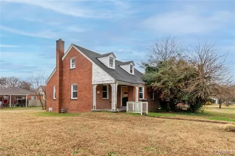 808 E Cawson St, Hopewell, VA 23860