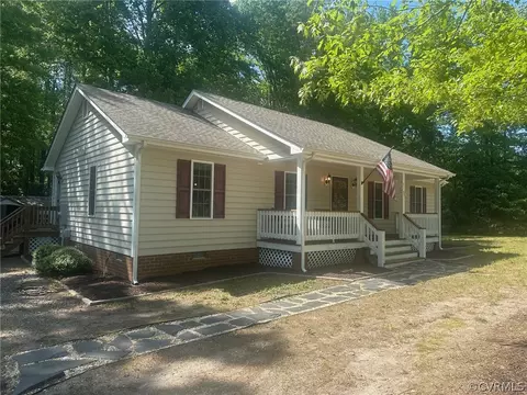 210 Pine Ridge Rd, Aylett, VA 23009