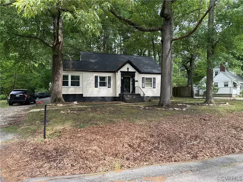 3225 Woodys Ln, Richmond, VA 23234