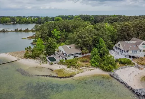 675 Tranquility Ln, Deltaville, VA 23043