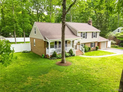 319 Saybrook Dr, Richmond, VA 23236