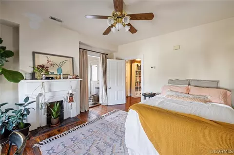 2100 E Broad St, Richmond, VA 23223 photo 3