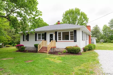 14042 W Patrick Henry Rd, Doswell, VA 23047
