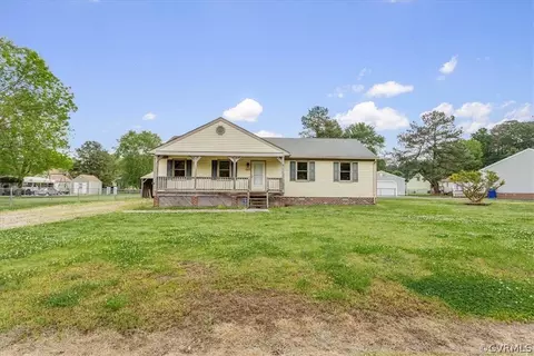 11425 Walton Lake Rd, Disputanta, VA 23842