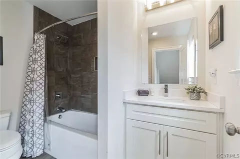 Bath - 1918 N Mallory St, Hampton, VA 23664 photo 5 of 5