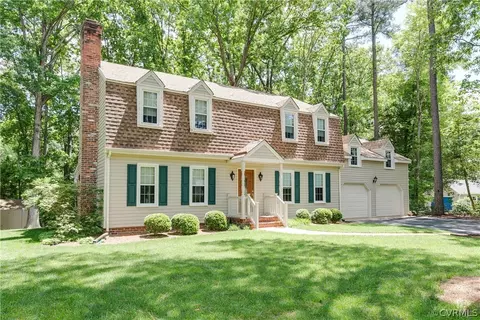 5506 Buxton Ct, Chester, VA 23831