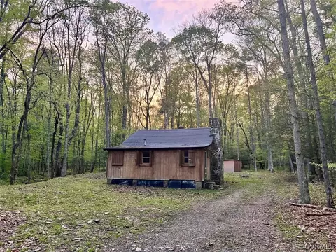 1300 Braley Pond Rd, Churchville, VA 24483