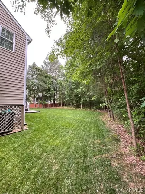 15013 Wooferton Dr, Midlothian, VA 23112