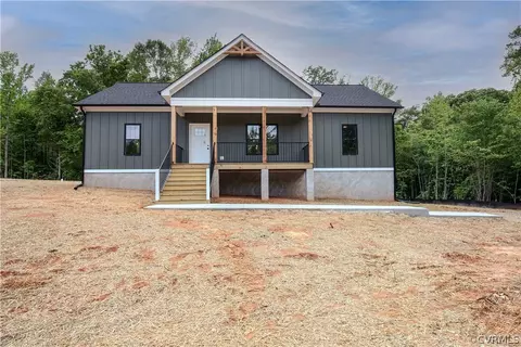 39 Forest View Rd, Cumberland, VA 23040