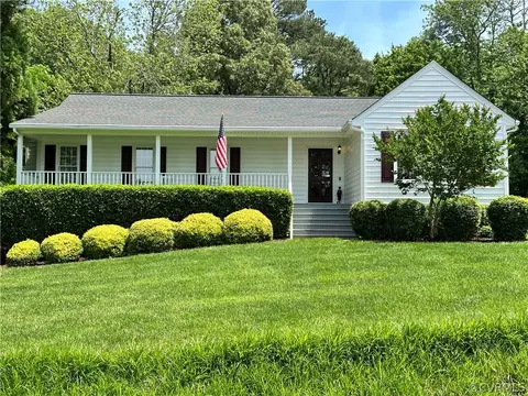 8213 Sir Lionel Pl, Richmond, VA 23237