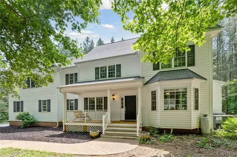 3319 Pineacre Dr, Powhatan, VA 23139