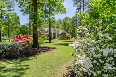 11160 Broken Bit Ln, Ashland, VA 23005
