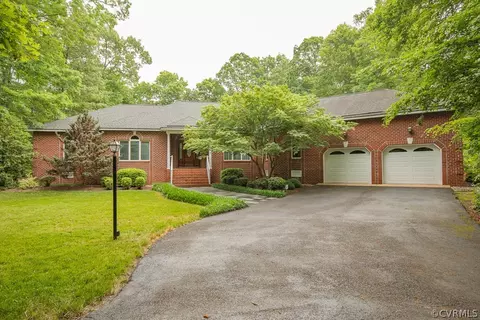 12100 Deer Ridge Ct, Ashland, VA 23005